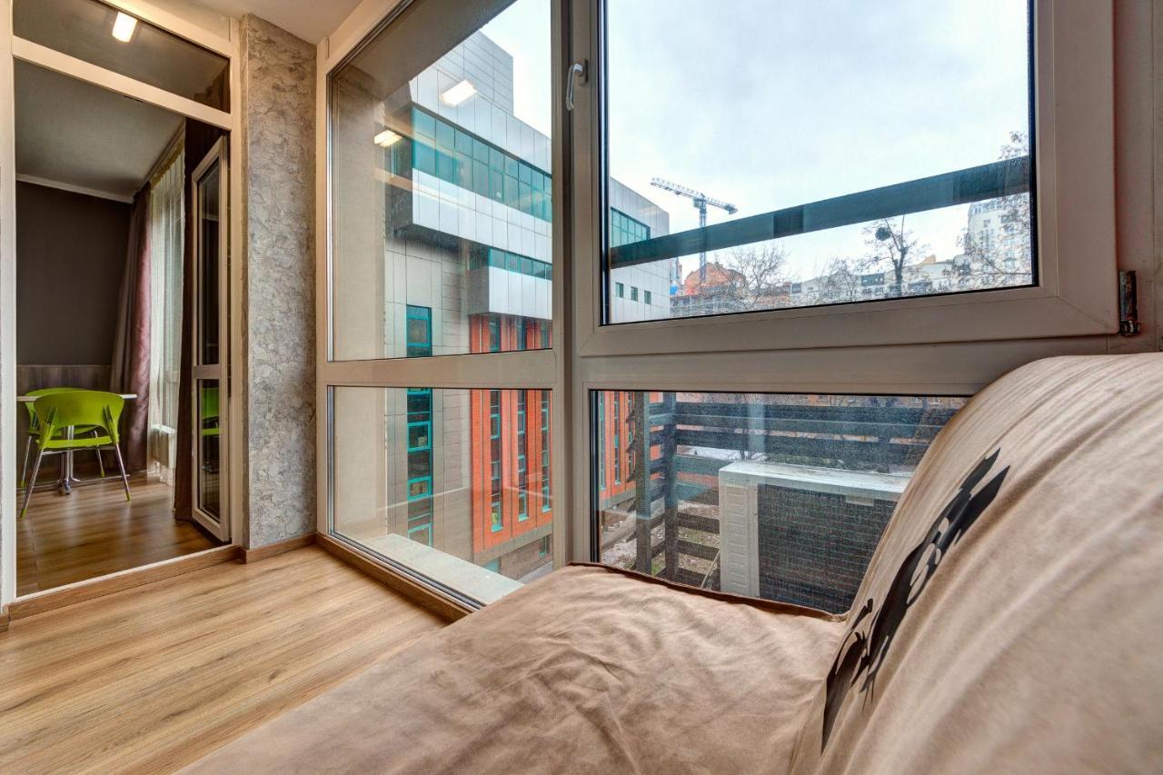 Apartments Near Ukraina Shopping Mall Kiev Bagian luar foto