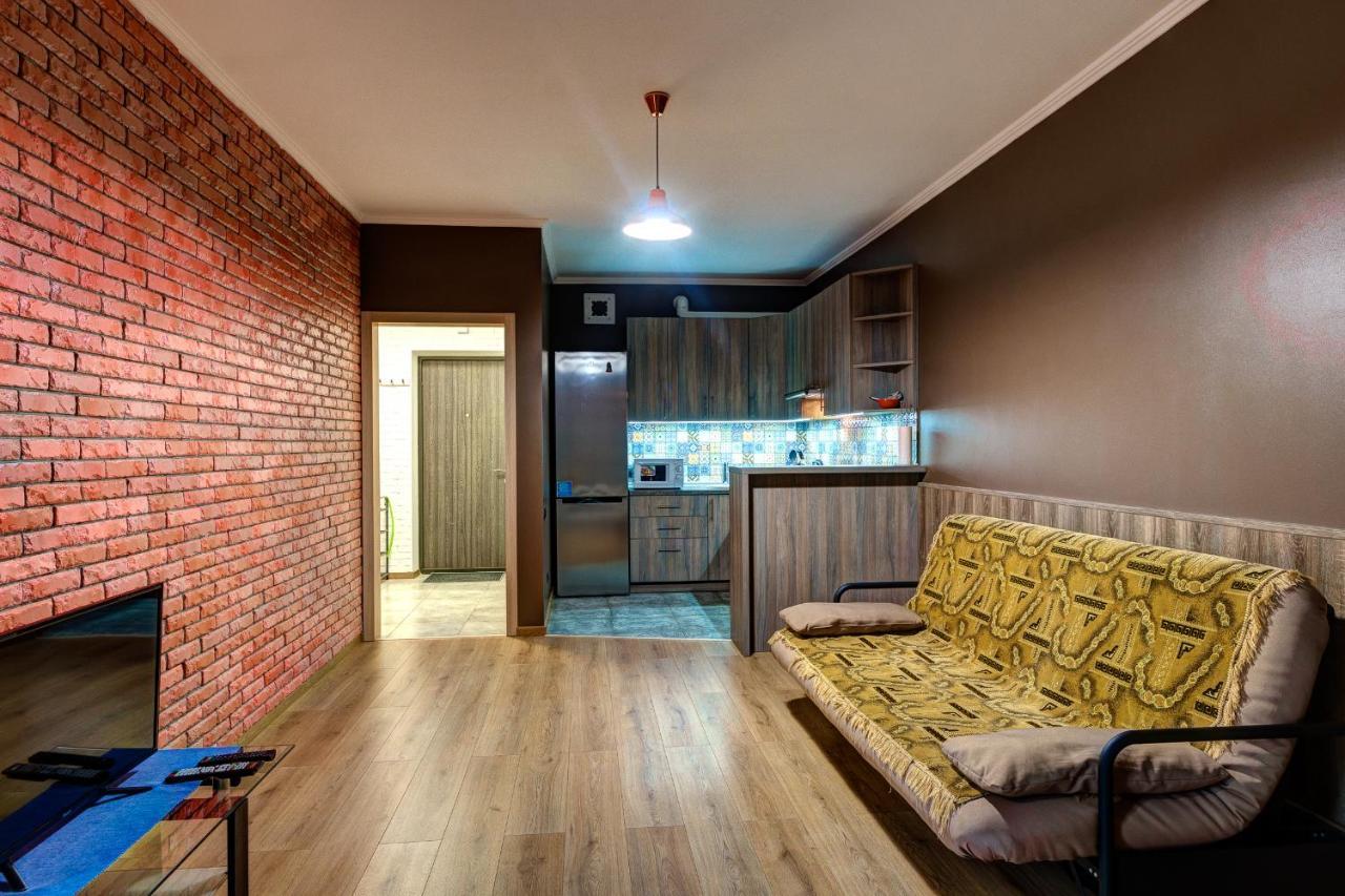 Apartments Near Ukraina Shopping Mall Kiev Bagian luar foto